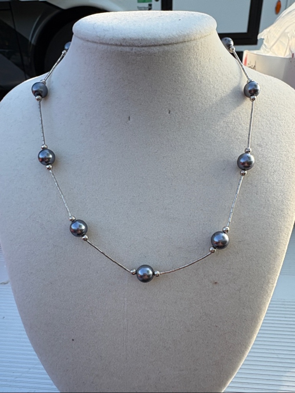 Source Unknown Silver Chain Necklace with Grey Pearls